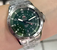 Orient 3 Estrelas GMT Automático Sports Air NH3SS018 Verde - imagem 1