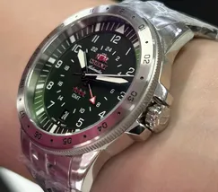 Orient 3 Estrelas GMT Automático Sports Air NH3SS018 Verde - imagem 4