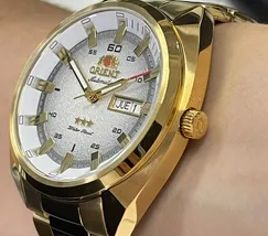 Orient 3 EStrelas Automático Classico NH3GG006 Branco - imagem 3