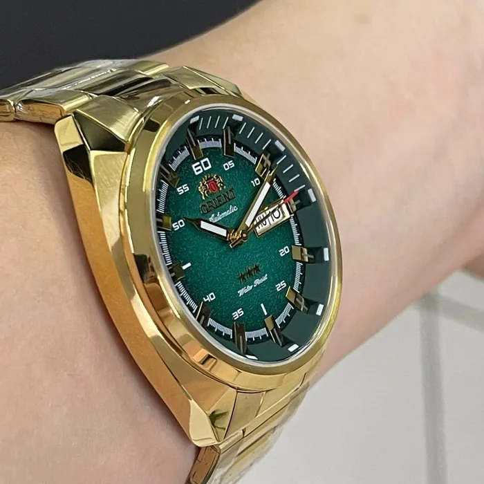 Orient 3 EStrelas Automático Classico NH3GG006 Verde