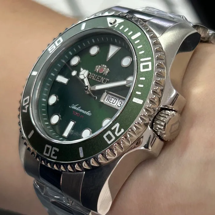 Orient 3 EStrelas Automático Sports (submariner) F49SS027NH Verde Guaraná