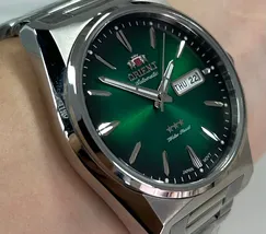 Orient 3 EStrelas Automático Classico F49SS013NH Verde - imagem 4