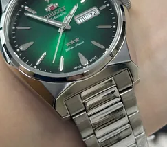 Orient 3 EStrelas Automático Classico F49SS013NH Verde - imagem 6