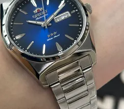 Orient 3 EStrelas Automático Classico F49SS013NH Azul - imagem 5