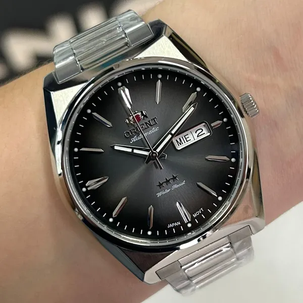 Orient 3 EStrelas Automático Classico F49SS013NH Preto