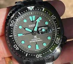 Seiko Prospex Automático King Turtle SRPK43B1 IPBlack Night Vision - imagem 6