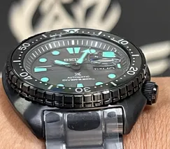 Seiko Prospex Automático King Turtle SRPK43B1 IPBlack Night Vision - imagem 5