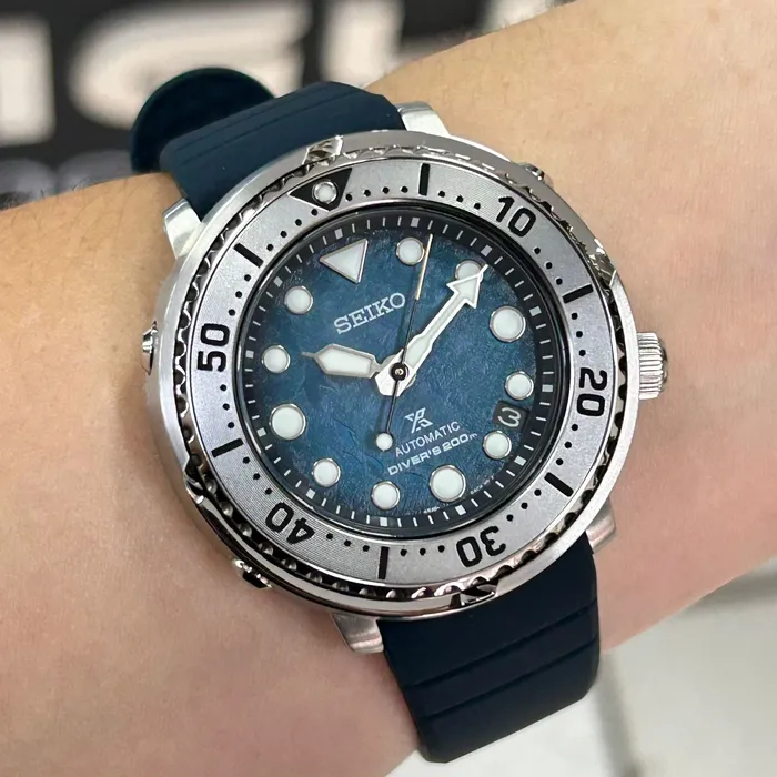 Seiko Prospex Automático Tuna Save the Ocean SRPH77 Pinguim