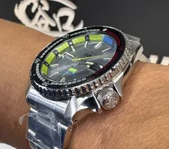 Seiko 5 Sports Automático HUF SRPL33 Limited Edition - imagem 4