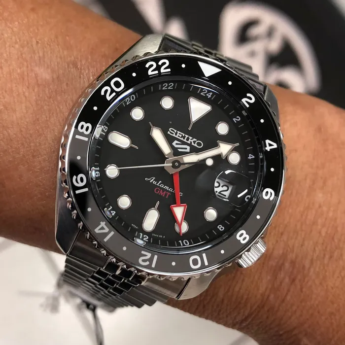 Seiko 5 Sports Automático SKX Series GMT SSK001 Bruce Wayne