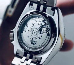 Seiko 5 Sports Automático SKX Series GMT SSK001 Bruce Wayne - imagem 8