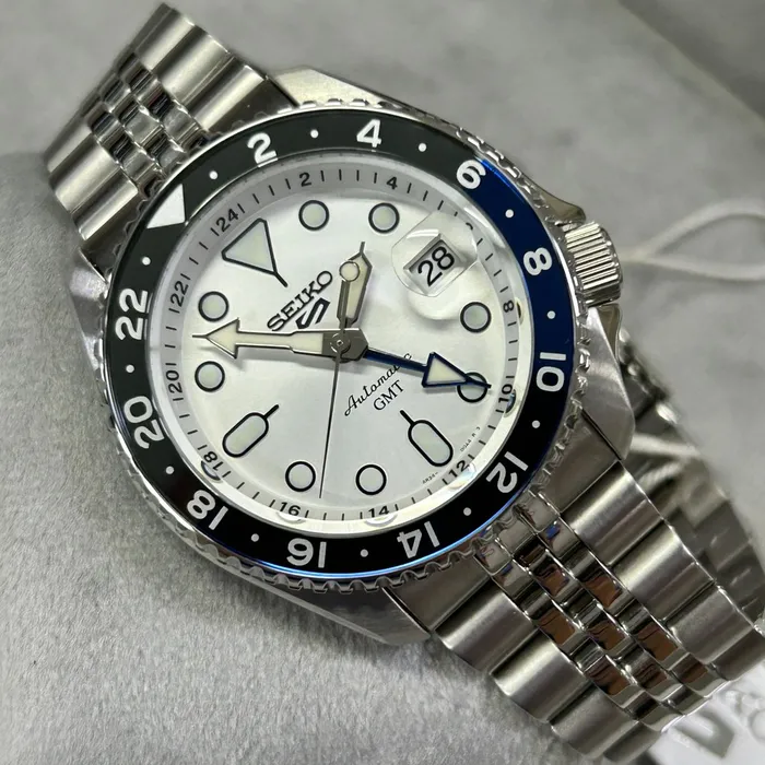 Seiko 5 Sports Automático SKX Series GMT SSK033 Branco