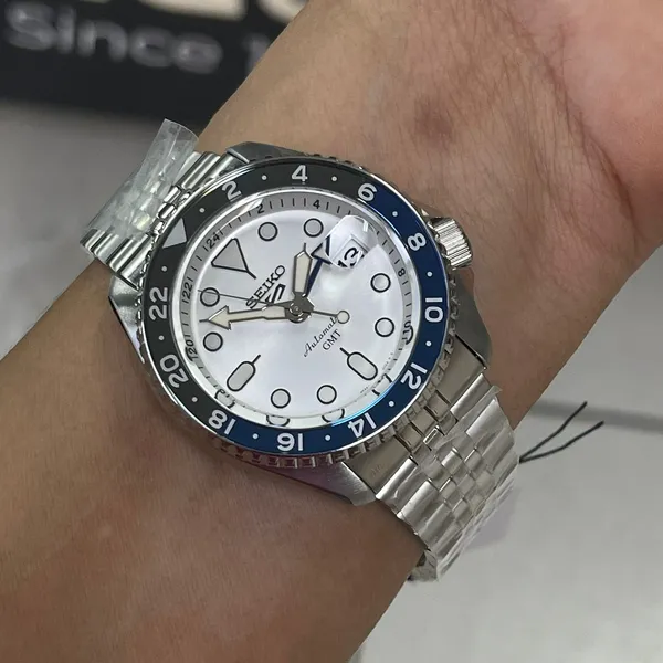 Seiko 5 Sports Automático SKX Series GMT SSK033 Branco