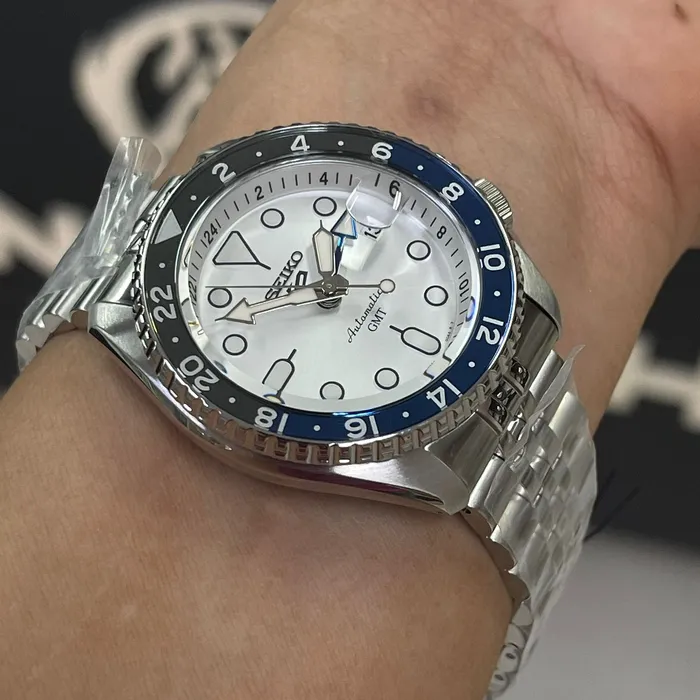 Seiko 5 Sports Automático SKX Series GMT SSK033 Branco