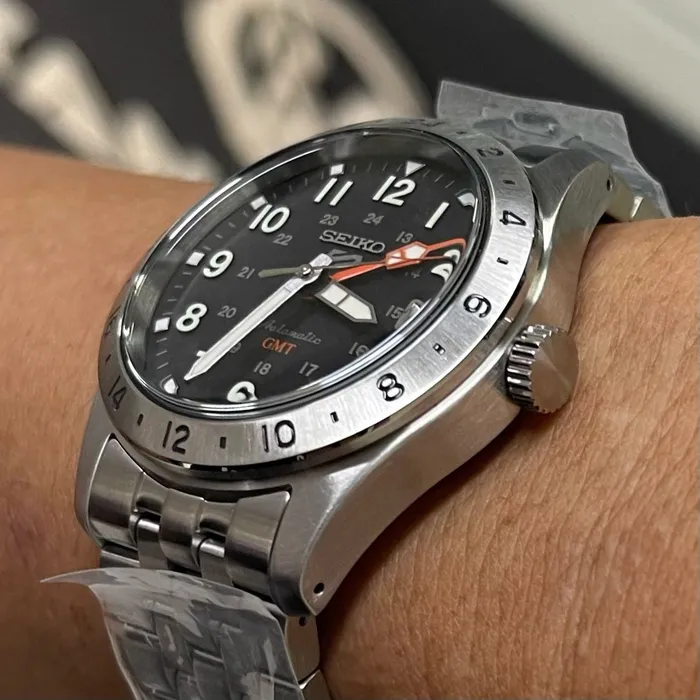 Seiko 5 Sports Automático Field Series GMT SSK023 preto