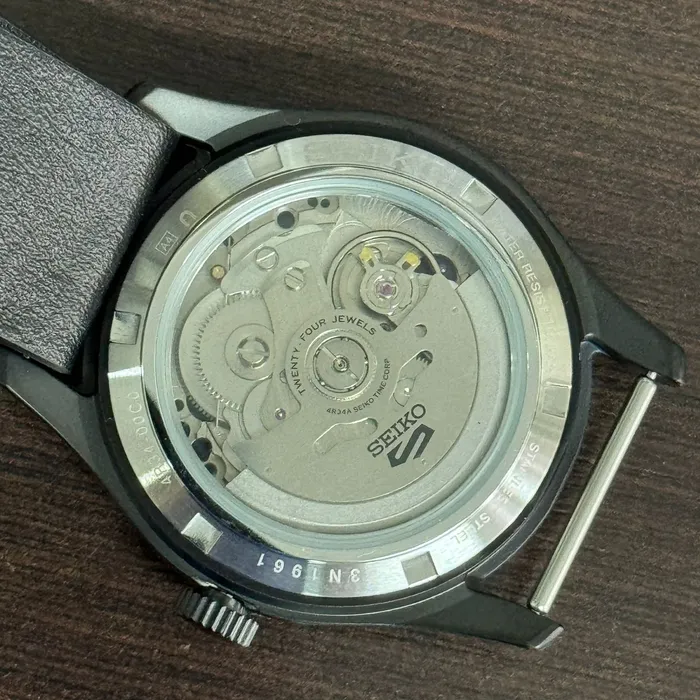 Seiko 5 Sports Automático Field Series GMT SSK025 IPbLack preto