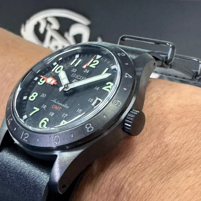 Seiko 5 Sports Automático Field Series GMT SSK025 IPbLack preto