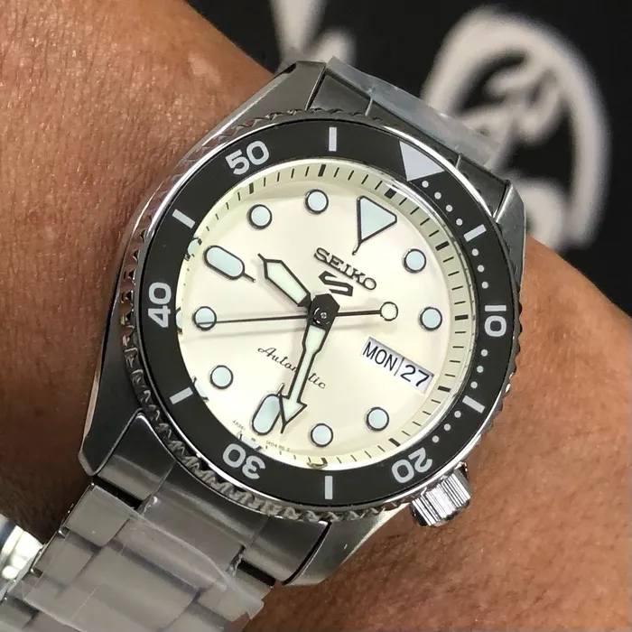 Seiko 5 Sports Automático SKX series REDUX SRPK31 champanhe
