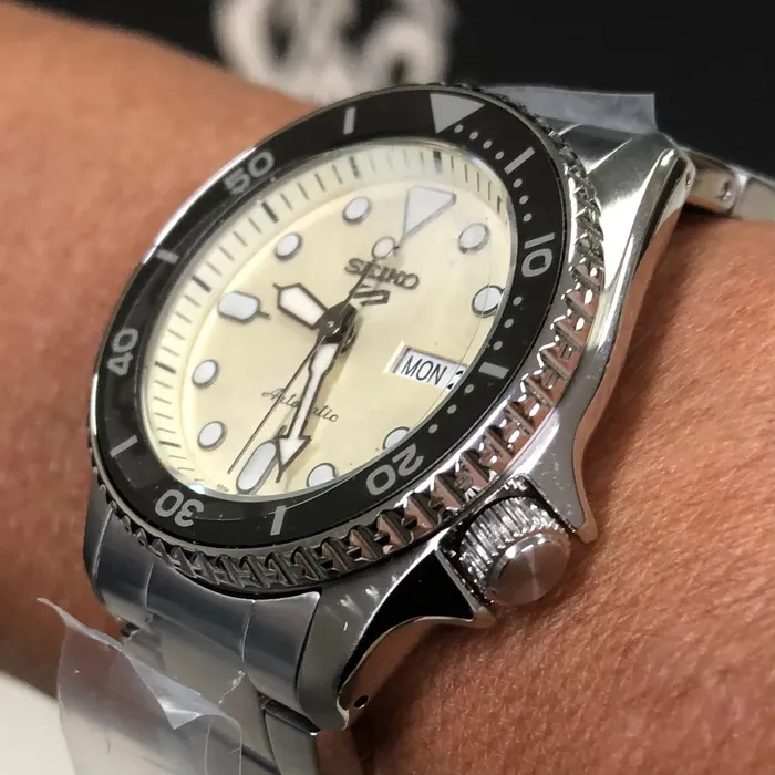 Seiko 5 Sports Automático SKX series REDUX SRPK31 champanhe