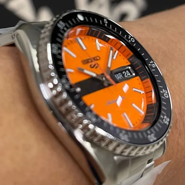 Seiko 5 Sports Automático SKX Series Double Hurricane SRPK11 Laranja