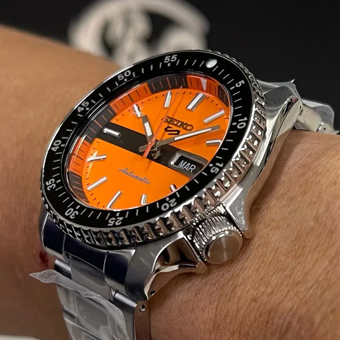 Seiko 5 Sports Automático SKX Series Double Hurricane SRPK11 Laranja