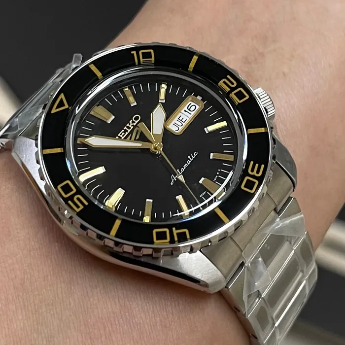 Seiko 5 Sports Automático SKX Series 55 Fathoms SRPK99 preto