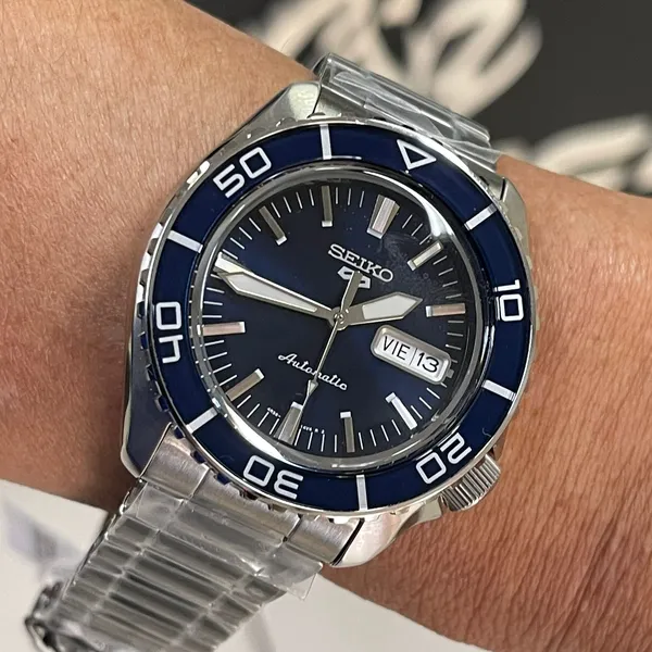 Seiko 5 Sports Automático SKX Series 55 Fathoms SRPK97 Azul