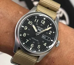 Seiko 5 Sports Automático Field Series SRPG35 preto NATO - imagem 1