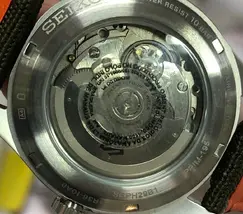 Seiko 5 Sports Automático Field Series SRPH29 verde - imagem 9