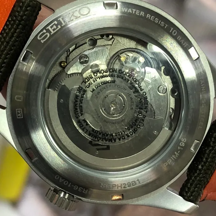 Seiko 5 Sports Automático Field Series SRPH29 verde