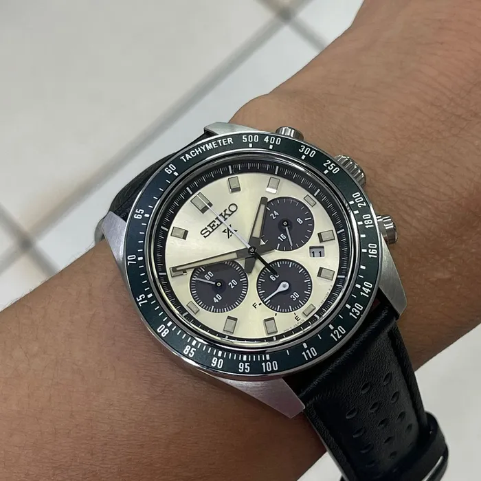 Seiko Prospex Speedtimer Solar SSC943 Marfim e Verde | Taniguchi Relógios