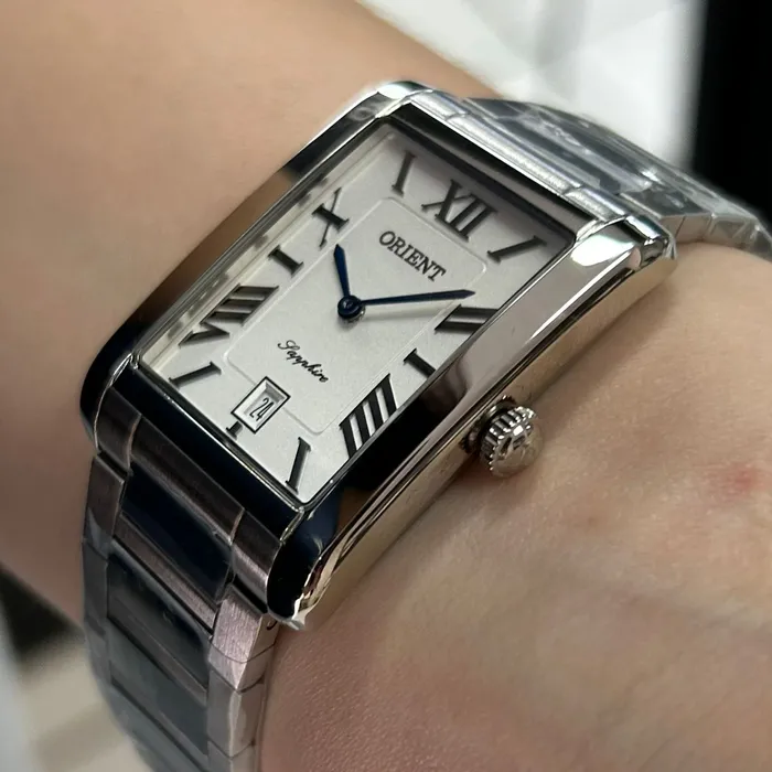 Orient Quartzo Eternal Classico "Tank" GBSS1058 branco