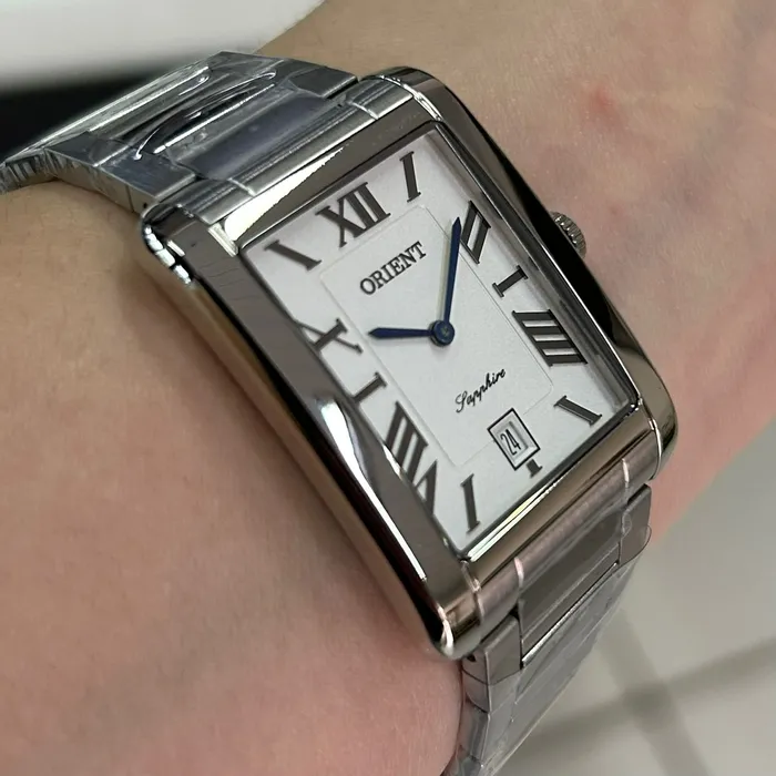 Orient Quartzo Eternal Classico "Tank" GBSS1058 branco