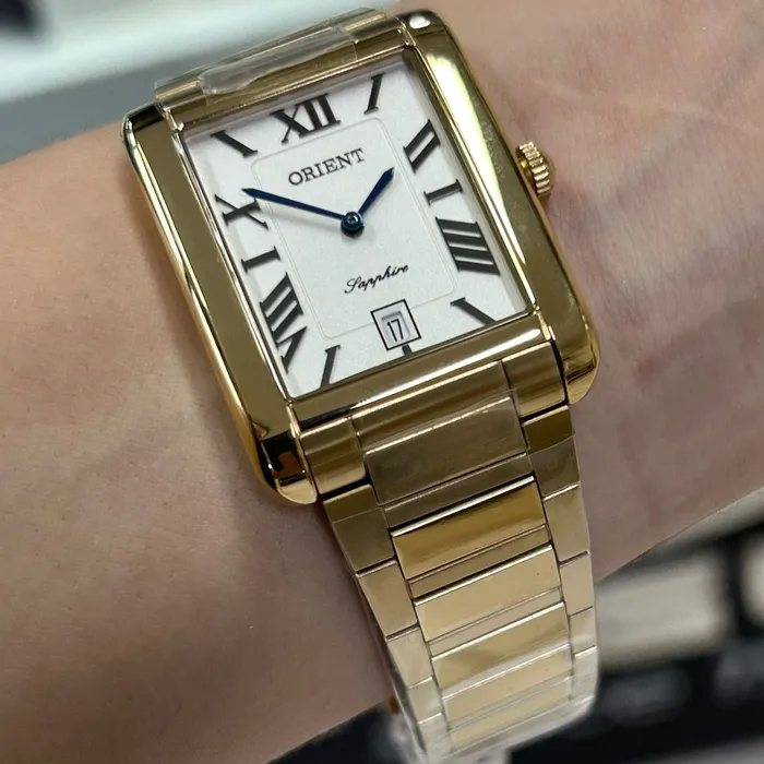 Orient Quartzo Eternal Classico "Tank" Dourado GGSS1021 branco