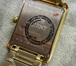 Orient Quartzo Eternal Classico "Tank" Dourado GGSS1021 branco - imagem 7