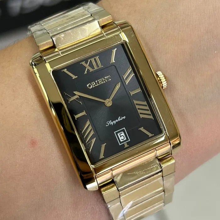 Orient Quartzo Eternal Classico "Tank" Dourado GGSS1021 Preto