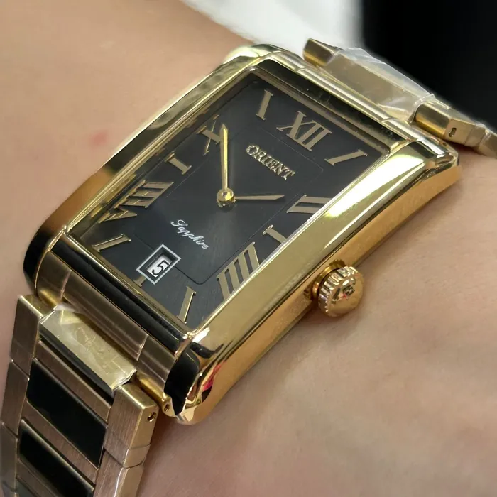 Orient Quartzo Eternal Classico "Tank" Dourado GGSS1021 Preto