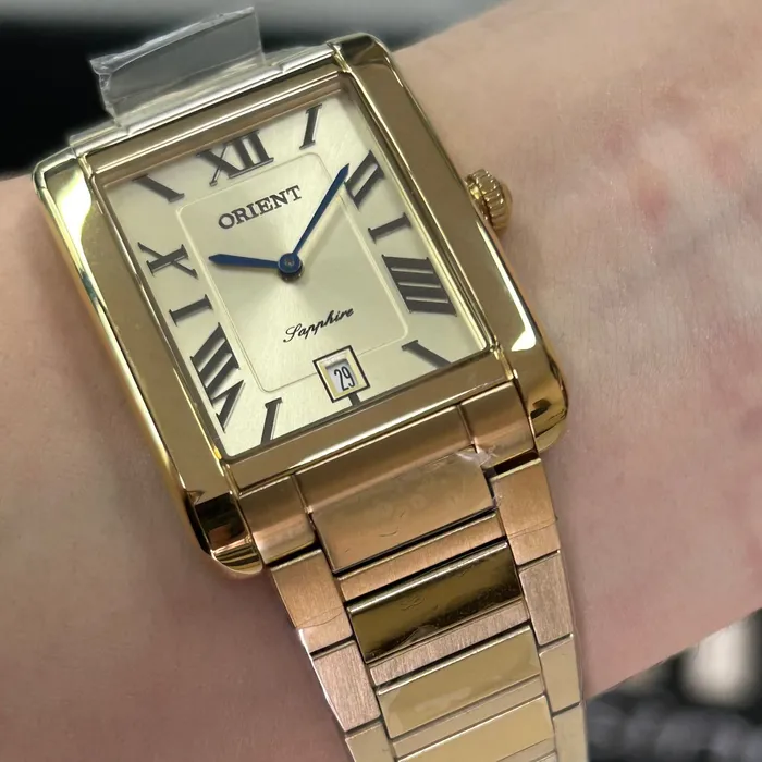 Orient Quartzo Eternal Classico "Tank" Dourado GGSS1021 Champanhe