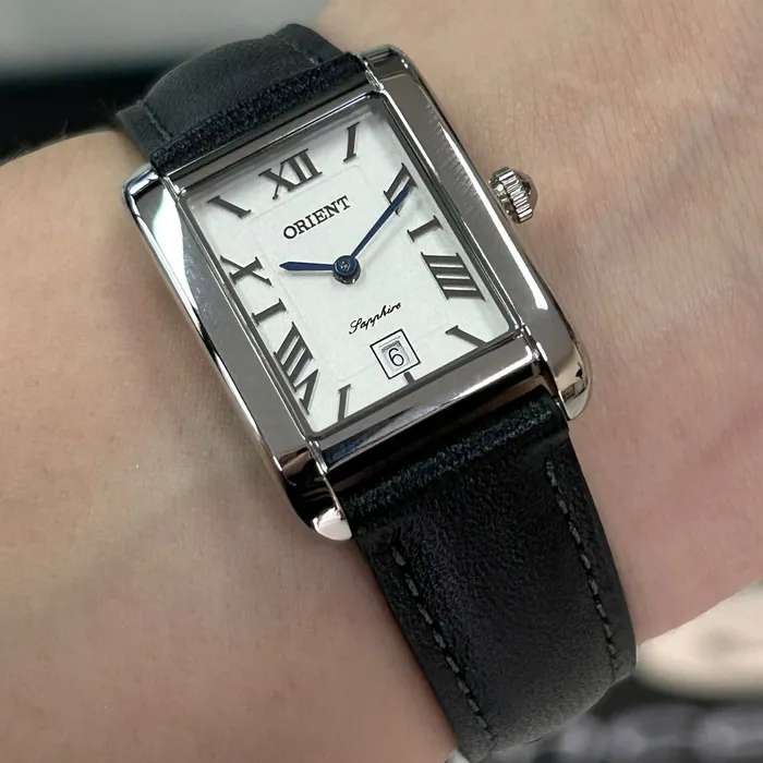 Relógio Orient Quartzo Eternal Feminino "Tank" LBSC1009 branco