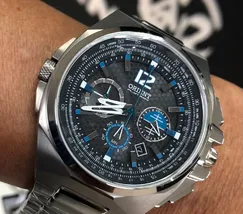 Orient Flytech Cronografo Solar Pilot MBTTC017 Titaniun - imagem 1