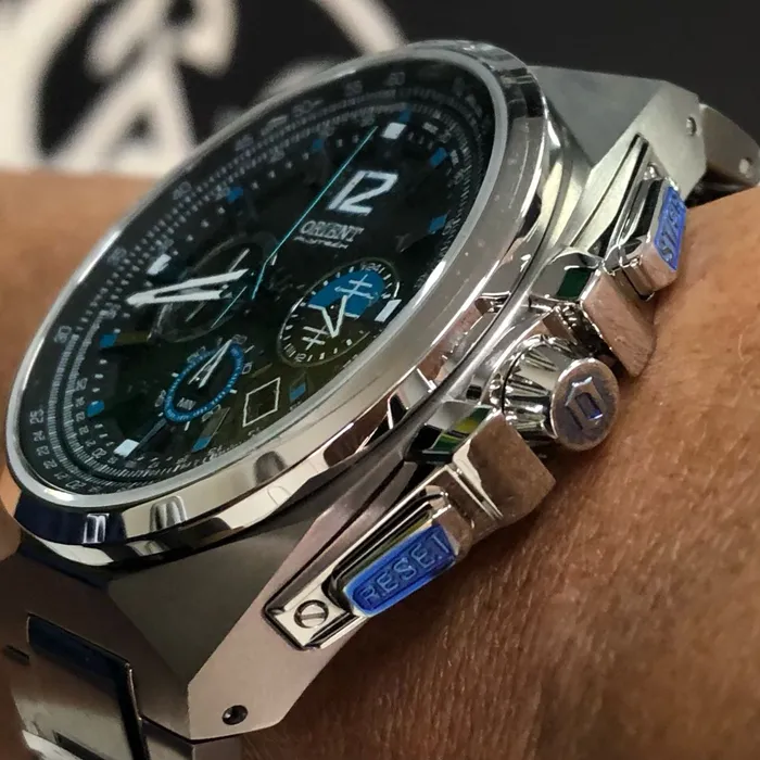 Orient Flytech Cronografo Solar Pilot MBTTC017 Titaniun