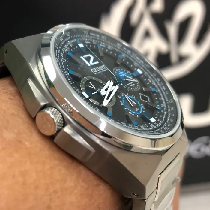 Orient Flytech Cronografo Solar Pilot MBTTC017 Titaniun