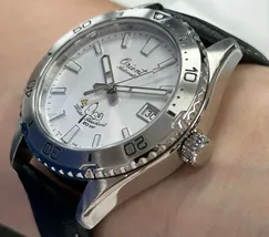 Orient Mako 40 Peanuts 75th Anniversary Limited Edition RAAC0Q08S30B Snoopy - imagem 4