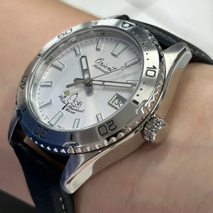 Orient Mako 40 Peanuts 75th Anniversary Limited Edition RAAC0Q08S30B Snoopy