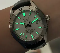 Orient Mako 40 Peanuts 75th Anniversary Limited Edition RAAC0Q08S30B Snoopy - imagem 6