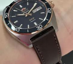 Orient 3 Estrelas Automático Elegance YN6MC019 Azul - imagem 5