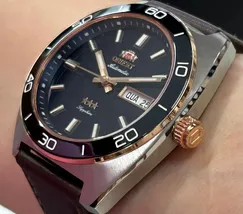 Orient 3 Estrelas Automático Elegance YN6MC019 Azul - imagem 4