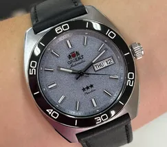 Orient 3 Estrelas Automático Elegance YN6SC019 Azul Celeste - imagem 1