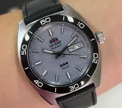 Orient 3 Estrelas Automático Elegance YN6SC019 Azul Celeste - imagem 1