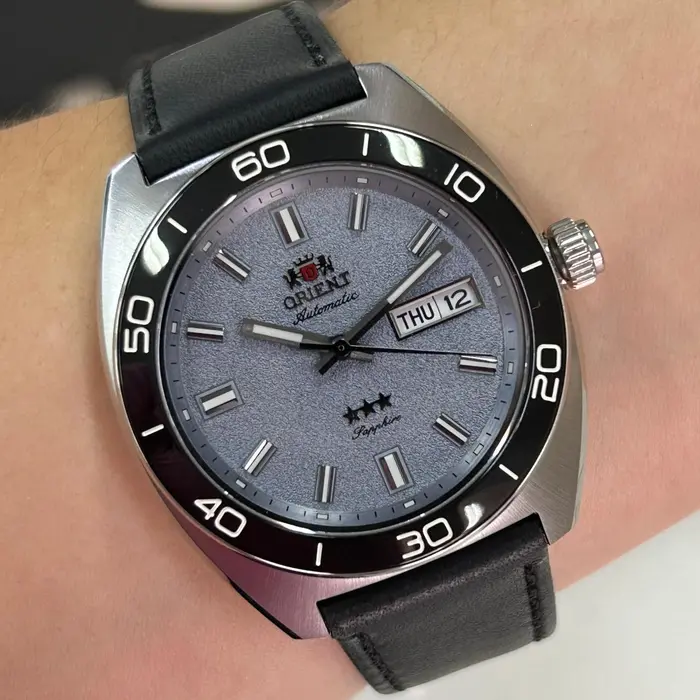 Orient 3 Estrelas Automático Elegance YN6SC019 Azul Celeste